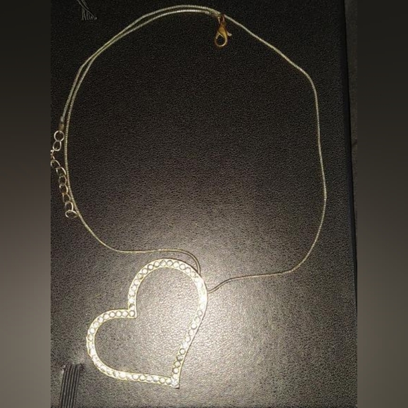 Sweet Heart Necklace - Picture 2 of 3